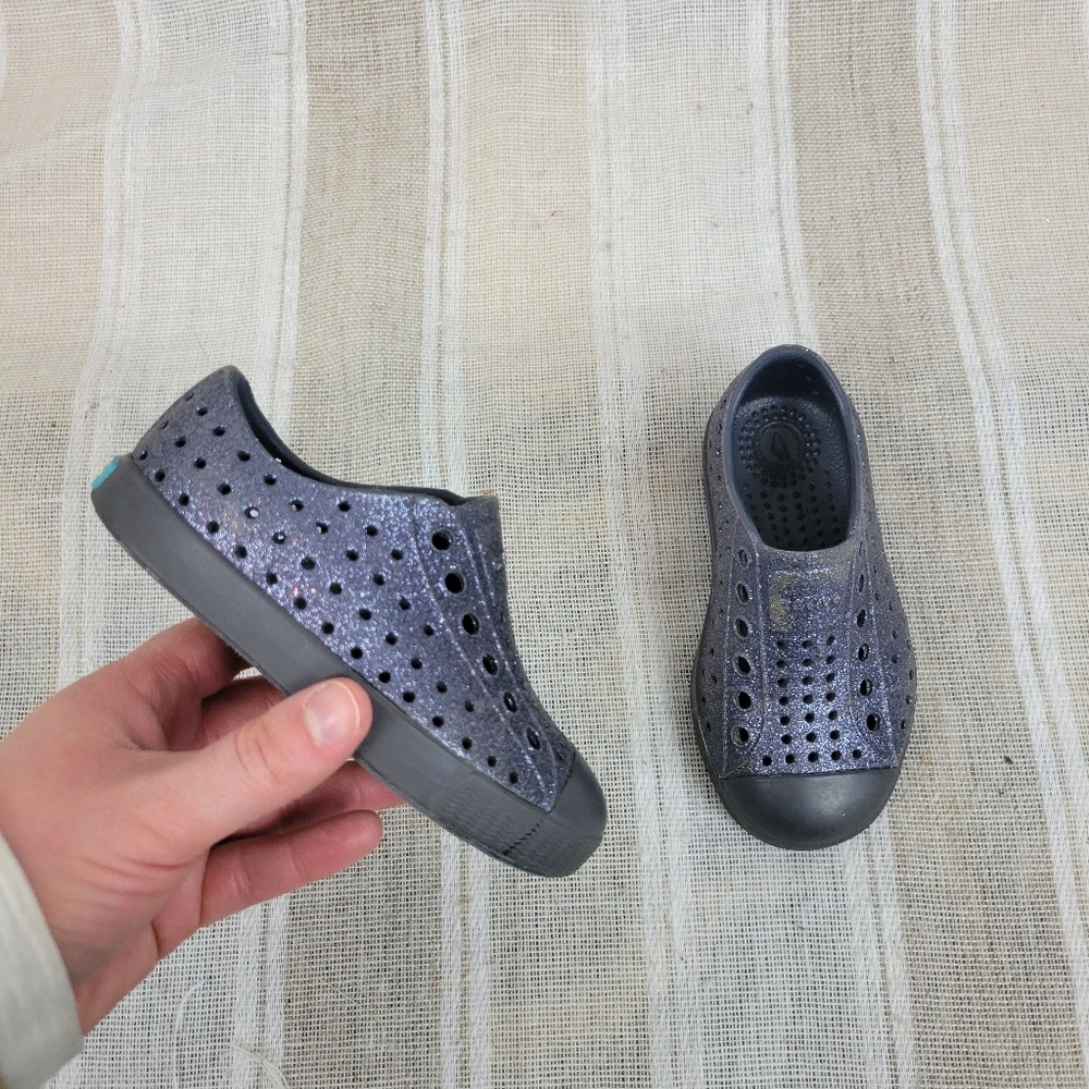 Native Slip On Shoes Rubber Waterproof Water Shoes Sparkle Gray Toddler Size C7